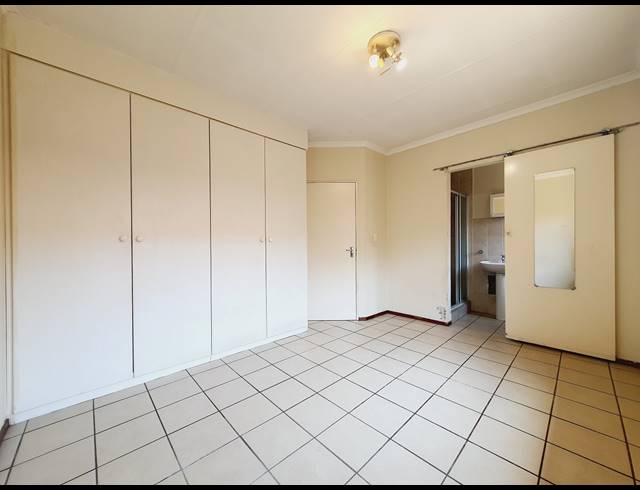 2 BEDROOM SECTIONAL TITLE FOR SALE IN HALFWAY GARDENS